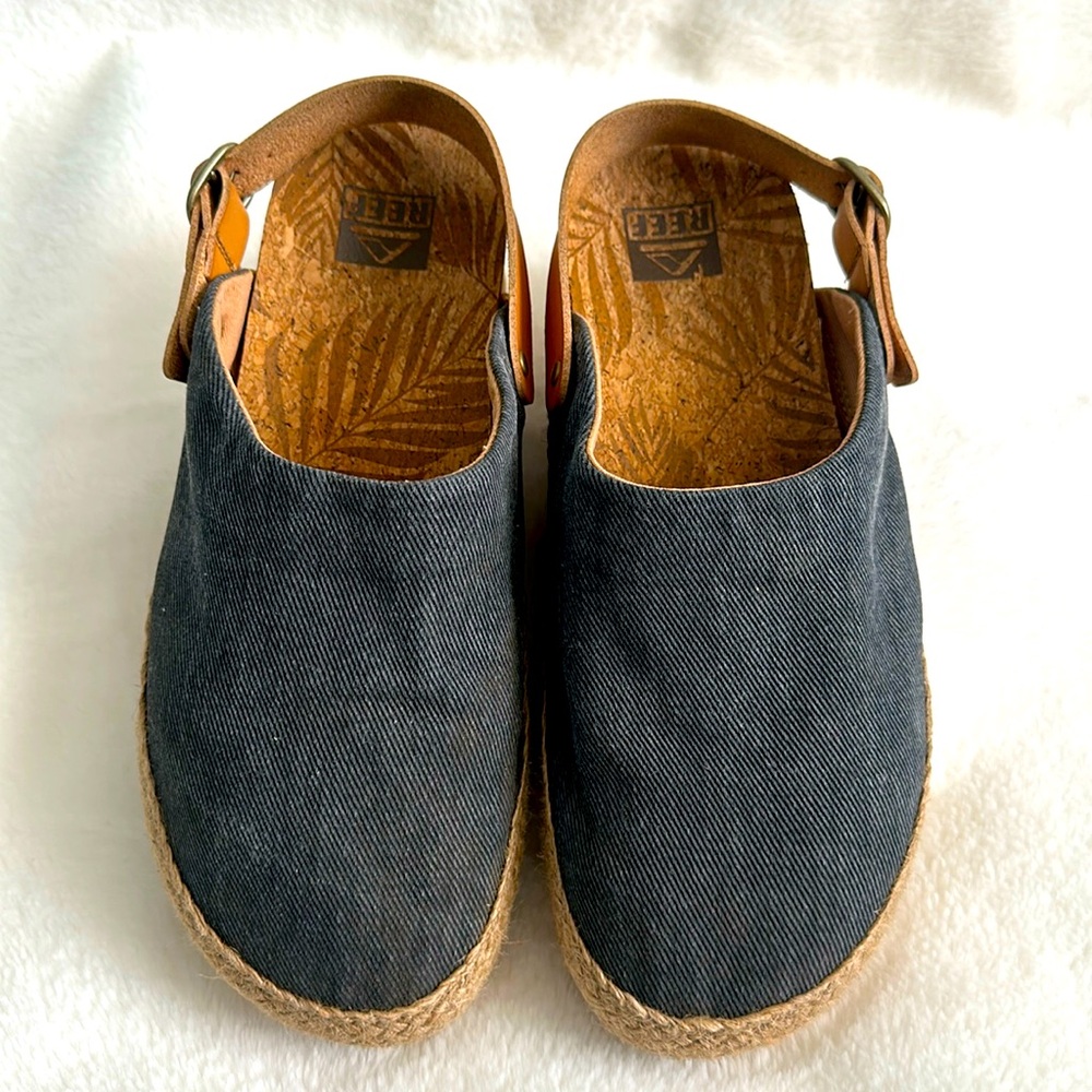 REEF denim material clogs size 8